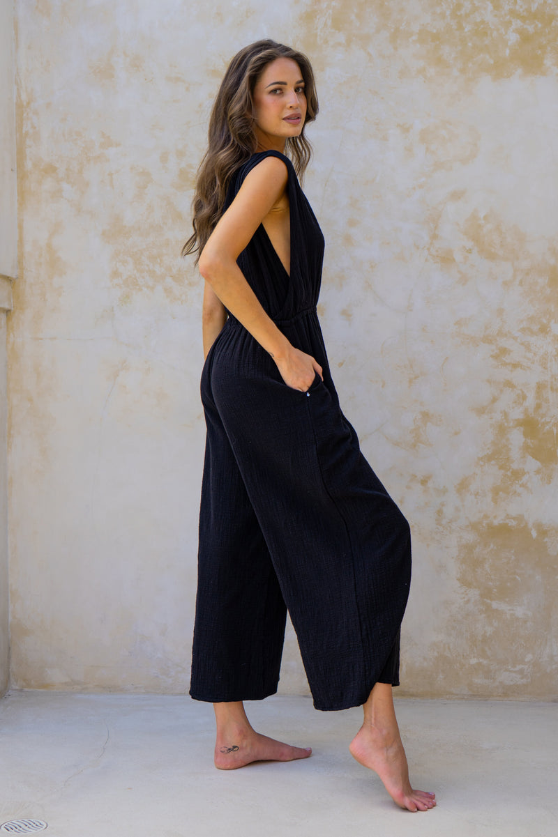 Eira Jumpsuit / Black