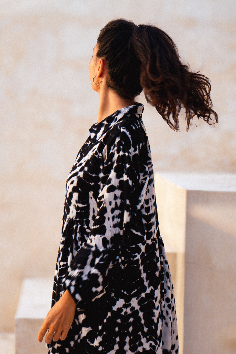 Dove Tunic / Black Batik Tunic