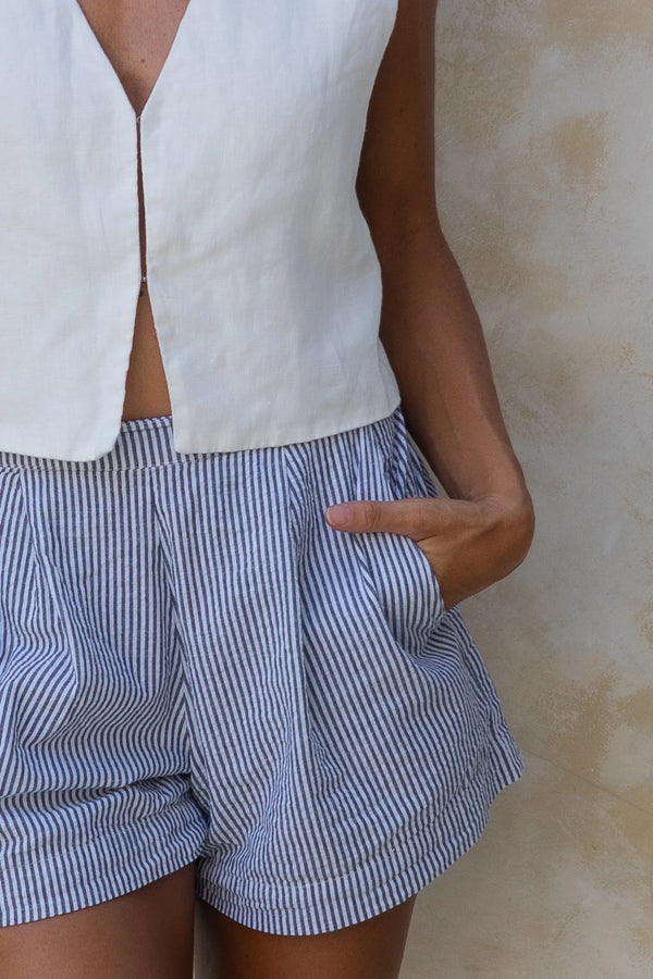 Kinsley Shorts - Dark Blue Stripe