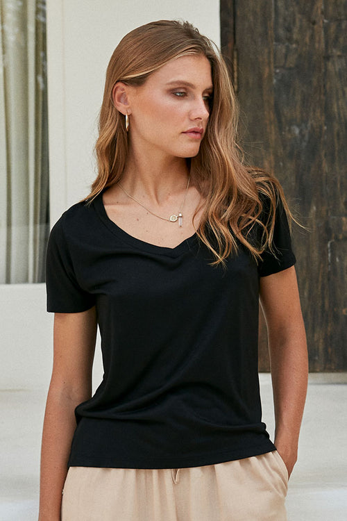 Jessie T-shirt / Black